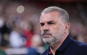 Η Τότεναμ απέλυσε τον Άγγελο Ποστέκογλου