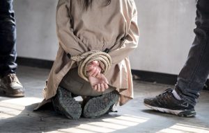 Ένας 19χρονος σκηνοθέτησε την απαγωγή του, ζητώντας λύτρα από τη μητέρα του
