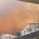 Μεγάλη φωτιά στη Σμύρνη: Εκκενώθηκαν συνοικίες, κάηκαν σπίτια, πολλά πύρινα μέτωπα – Οι στάχτες έφτασαν μέχρι την Πάτμο