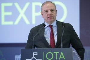 Απομακρύνονται Σταμενίτης Στρατάκος, Βορίδης, επίσης, Χατζηβασιλείου Μπουκώρος
