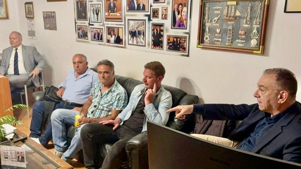 Αποζημιώσεις, ζυγίσματα και συνδικαλιστικά στην συνάντηση Κέλλα-Γκίκα με παράκτιους αλιείς