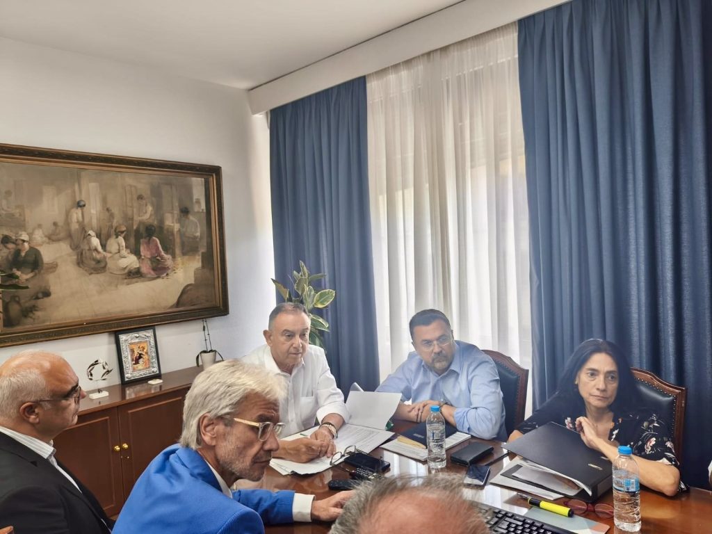 «Ίδρυση ΠΟΑΥ με σεβασμό στην τοπική κοινωνία» λέει ο Κέλλας στους δημάρχους Αργοσαρωνικού