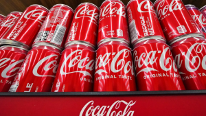 Άκουσε Τραμπ για ζάχαρη από ζαχαροκάλαμο η Coca-Cola