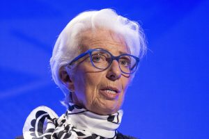 Aμετάβλητα επιτόκια περιμένει η αγορά, τα μηνύματα ΕΚΤ
