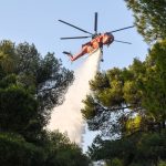 Καλύτερη η εικόνα της φωτιάς στα Λιβερά Κοζάνης – Καίει τα τελευταία 24ωρα σε δύσβατη περιοχή