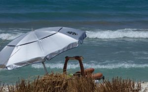 Πρόσκαιρη επιδείνωση καιρού με τοπικές βροχές και καταιγίδες, έως 32 βαθμούς η θερμοκρασία