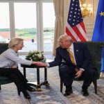 Συμφωνία ΗΠΑ-ΕΕ για δασμούς 15%, υπό συζήτηση τα κρασιά