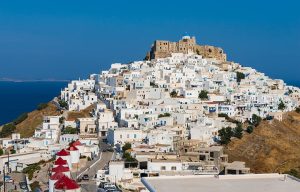 Οι βρετανικοί Times ανακαλύπτουν στην Αστυπάλαια το «νησί των πειρατών»
