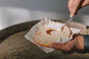 Η Arla αυξάνει την παραγωγή κρεμωδών τυριών για να ανταποκριθεί στην παγκόσμια ζήτηση - Τυροκόμος