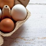 Γαλλία: Κλιμακώνεται η σύγκρουση παραγωγών και λιανεμπορίου για τα εισαγόμενα αυγά