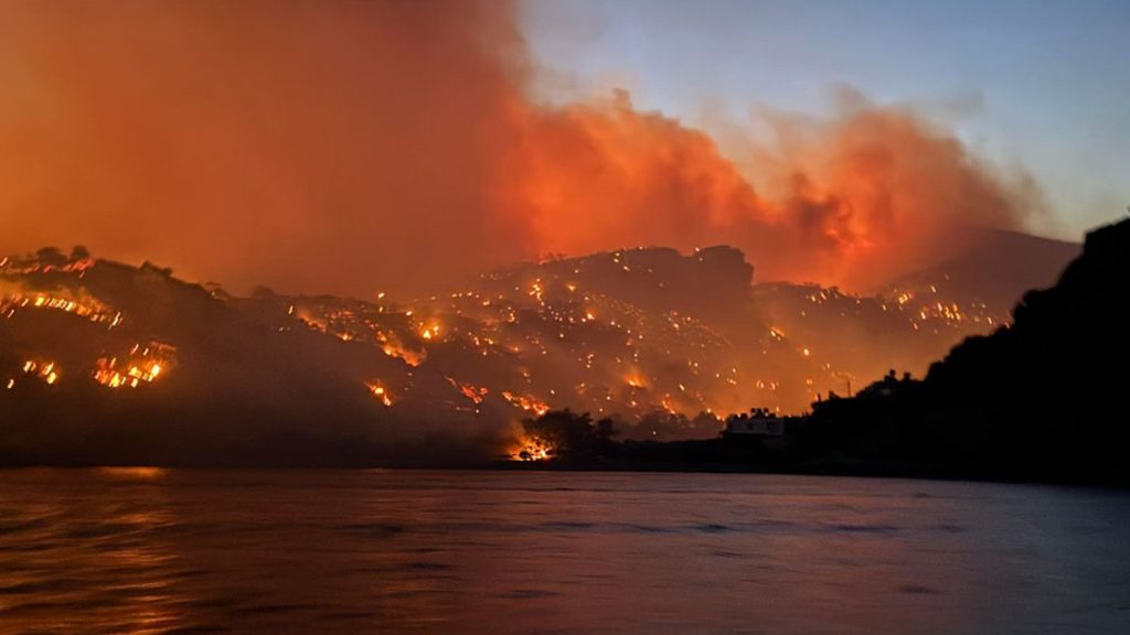 Σε κατάσταση έκτακτης ανάγκης κηρύχθηκαν οι περιοχές που επλήγησαν από την πυρκαγιά στην Ιεράπετρα