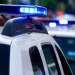 Συνελήφθησαν δύο επίδοξοι ληστές στο Μενίδι: Η ιδιοκτήτρια του καταστήματος κατάφερε να τους κλειδώσει στο χώρο όπου υπήρχε χρηματοκιβώτιο