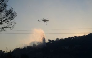 Φωτιά στο Γαρδίκι Θεσπρωτίας – Επιχειρούν τρία αεροσκάφη και ένα ελικόπτερο
