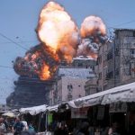 Νέο λουτρό αίματος με τουλάχιστον 100 νεκρούς από ισραηλινές επιδρομές στη Γάζα – Βομβαρδίστηκε και ίντερνετ καφέ, παρά τις εκκλήσεις για κατάπαυση του πυρός