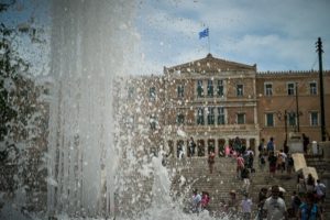 Διαξιφισμοί Τρίτη και Τετάρτη στη Βουλή για ΟΠΕΚΕΠΕ