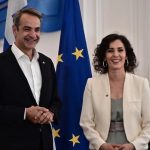 Συνάντηση Μητσοτάκη με την Ευρωπαία επίτροπο Διαχείρισης Κρίσεων: Κορυφαία προτεραιότητά μας η ενίσχυση της πολιτικής προστασίας και του μηχανισμού ετοιμότητας