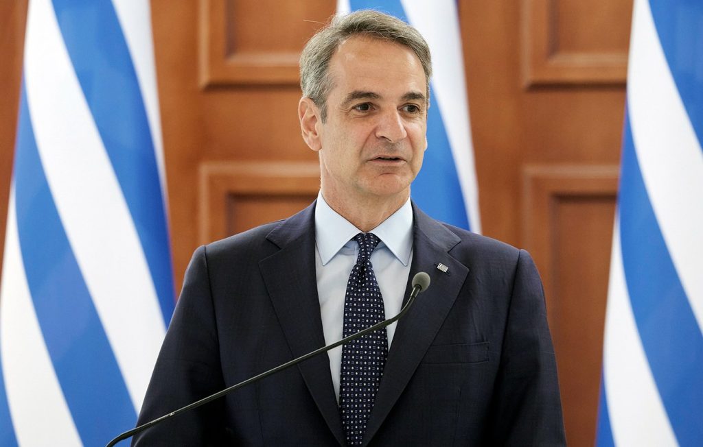 Μητσοτάκης για την 51η επέτειο αποκατάστασης της Δημοκρατίας: Τιμούμε όσους αντιστάθηκαν στη δικτατορία – Αποκρούουμε τον λαϊκισμό του σήμερα