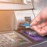 Πιερρακάκης: Μηδενίζονται όλες οι χρεώσεις τραπεζών μέσω ΔΙΑΣ – Εθνικό πλαφόν 1,5 ευρώ για όλες τις άλλες πληρωμές
