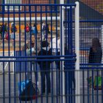 H απαγόρευση των κινητών τηλεφώνων στα σχολεία βελτίωσε τη συγκέντρωση των μαθητών