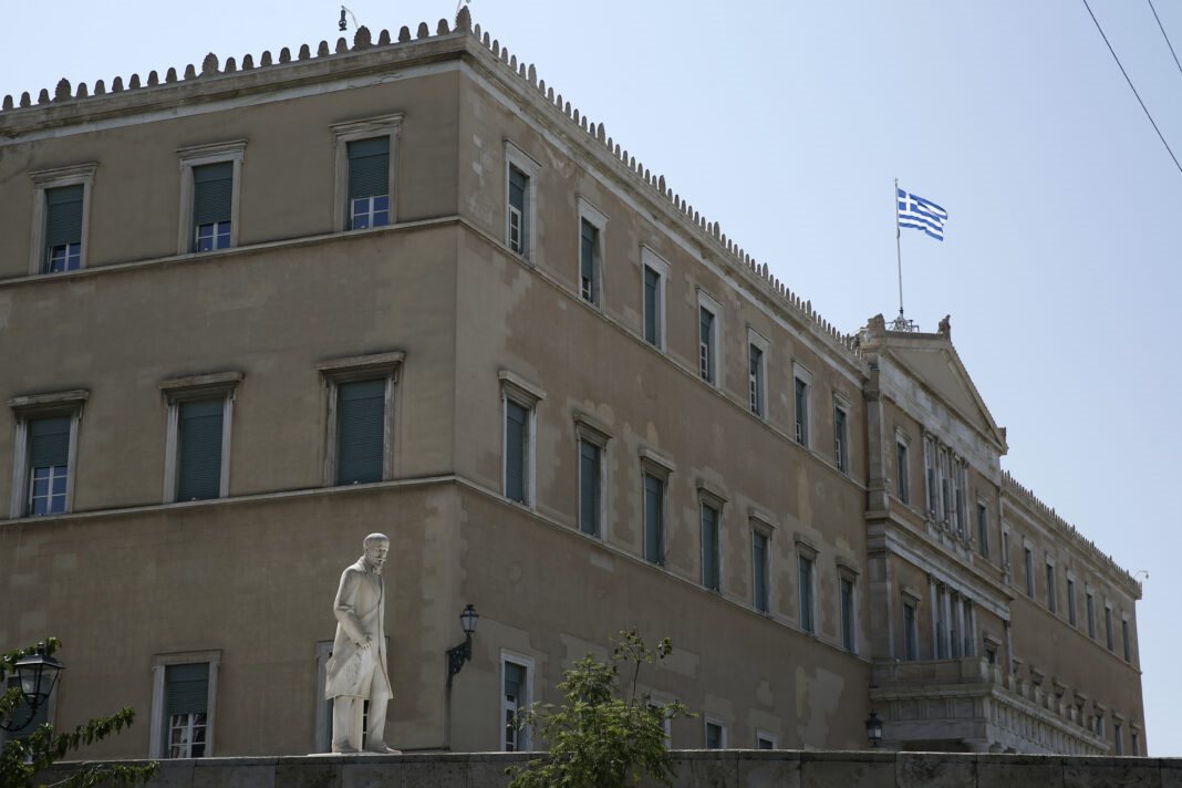 Σε κλίμα αντιπαράθεσης η διήμερη συζήτηση στη Βουλή για ΟΠΕΚΕΠΕ
