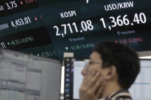 Στη Στοκχόλμη τα βλέμματα αγορών για ντηλ ΗΠΑ-Κίνας