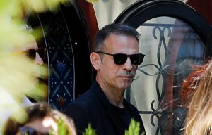 Μεγάλος ο πόνος και πολλά τα «γιατί;» στην κηδεία της Αλεξάνδρας Νικολαΐδου – Δείτε εικόνες