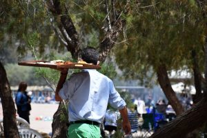 Πώς αμείβονται οι μισθωτοί του ιδιωτικού τομέα που θα εργαστούν την αργία της 15ης Αυγούστου
