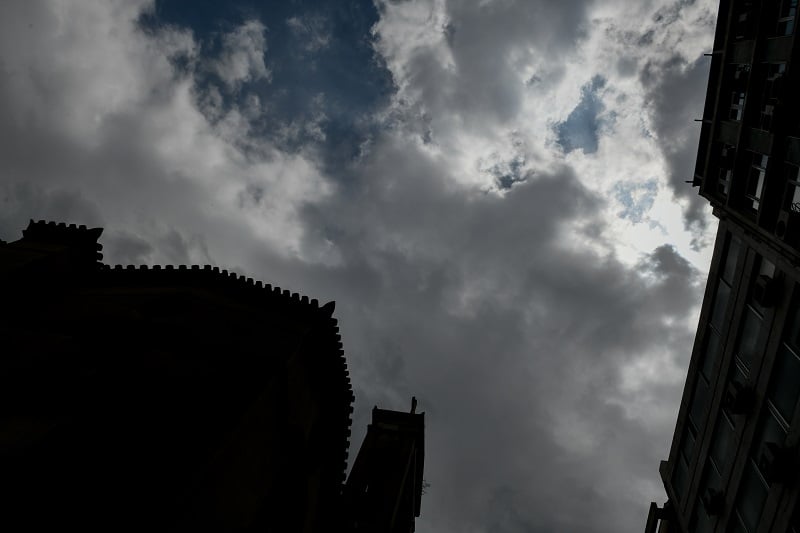 Άστατος ο καιρός της Τετάρτης 6/8 – Βροχές και τοπικές καταιγίδες σε πολλές περιοχές