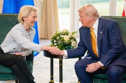Αγροτικές Ειδήσεις: Οι δασμοί του Trump είναι ασαφείς: 15% στο κρασί που οδύρεται και 0% οινοπνευματώδη που γελούν; Το τρενάκι του λούνα παρκ συνεχίζεται!