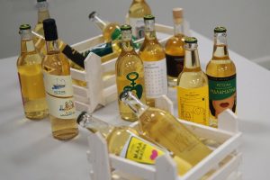 Φοιτητές επανασχεδίασαν την επετειακή ετικέτα της Ρετσίνας Μαλαματίνα