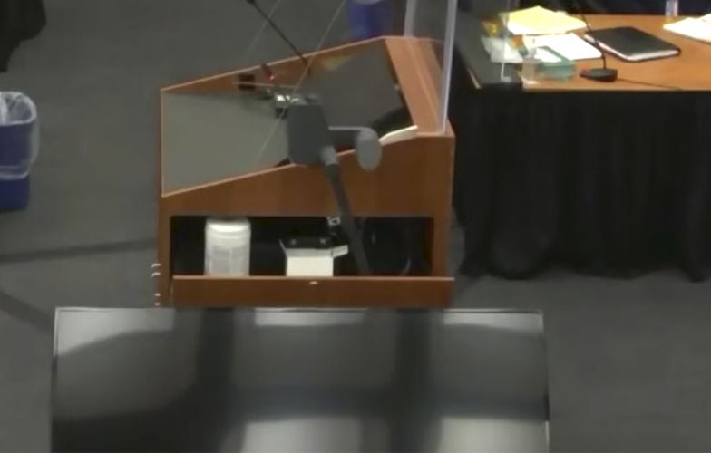 Πρώην στρατιωτικός από τη Γκάμπια καταδικάστηκε στις ΗΠΑ με ποινή 67 ετών για βασανιστήρια