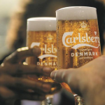 Χαμηλές πτήσεις για την Carlsberg στο α' εξάμηνο 2025 - Beer & Brunch