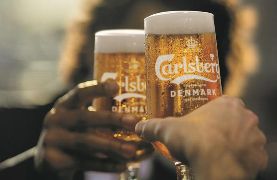 Χαμηλές πτήσεις για την Carlsberg στο α' εξάμηνο 2025 - Beer & Brunch