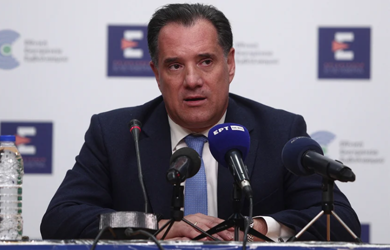 Διευκρινίσεις για την ιατρική περίθαλψη της Λένας Σαμαρά από τον Άδωνι Γεωργιάδη: «Το Σισμανόγλειο έχει νευρολόγο, δεν έχει νευρολογική κλινική»