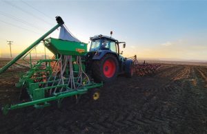 Επιδοτείται 12 ευρώ ανά στρέμμα μέσω eco schemes το βιολογικό σκεύασμα Uniker