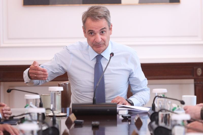 Μητσοτάκης: 12 παρεμβάσεις για τη μείωση της γραφειοκρατίας – Να μην διστάζουμε να αποποιούμαστε ευθύνη για το γενικό καλό