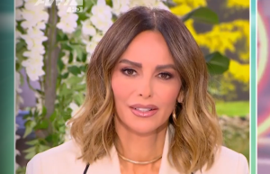 Η Μπέττυ Μαγγίρα υπερασπίζεται τον Μάνο Βουλαρίνο: «Νισάφι πια με την πολιτική ορθότητα!»