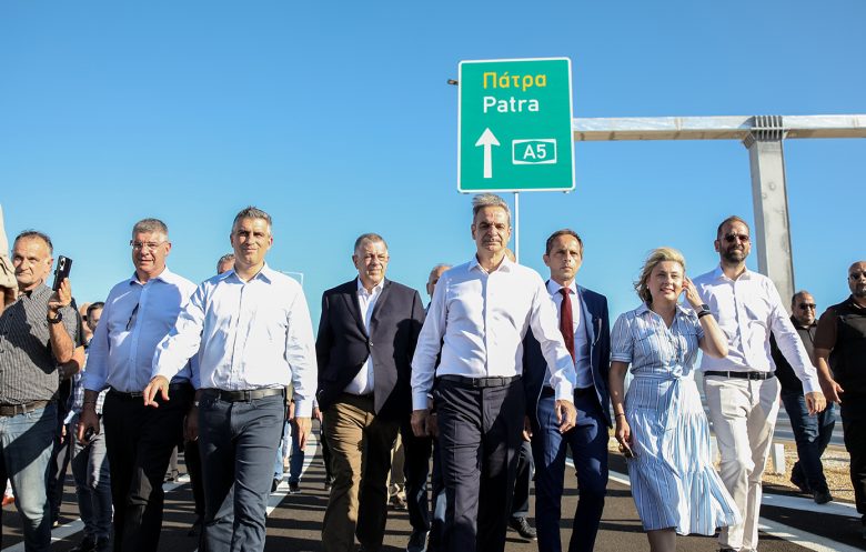 Μητσοτάκης για την παράδοση της νέας χάραξης της ε.ο Πατρών-Πύργου: Κλείνουμε μία εκκρεμότητα και διορθώνουμε μία διαχρονική αδικία