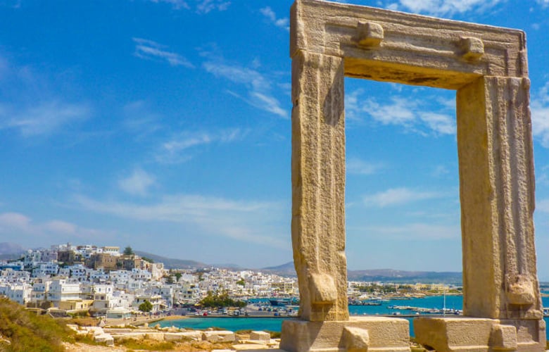 Τουρίστας σήκωσε αρχαίο μάρμαρο στον αρχαιολογικό χώρο της Πορτάρας Νάξου – Προσωρινή περίφραξη του μνημείου