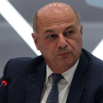 Επίσημο το… ραντεβού για πληρωμές το Σεπτέμβρη, οι στραβοκλωτσιές Τσιάρα