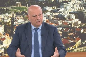 Θέμα ημερών οι πληρωμές για χρωστούμενα του 2024 επαναλαμβάνει ο Τσιάρας