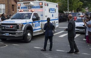 Τραγωδία στη Νέα Υόρκη: Πέντε νεκροί, πολλοί τραυματίες από ανατροπή τουριστικού λεωφορείου