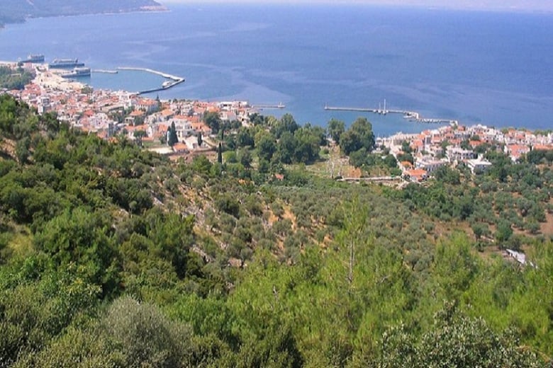 Σε ασφαλές σημείο μεταφέρθηκε 39χρονη που τραυματίστηκε στην Γκιόλα της Θάσου