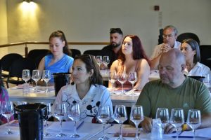 Γνωριμία με ελληνικές ποικιλίες και στυλ κρασιών μέσω προγράμματος WSPC στο Μουσείο Οίνου Σάμου - Winetrails