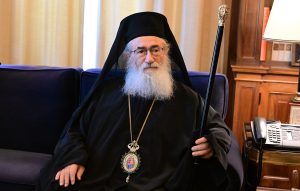 Έφτασε στην Αθήνα από τη Μονή του Σινά η ελληνική αποστολή που παρέλαβε τον Αρχιεπίσκοπο Δαμιανό