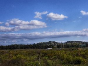 Καιρός: Γενικά αίθριος με νεφώσεις, οι οποίες θα πυκνώσουν το μεσημέρι