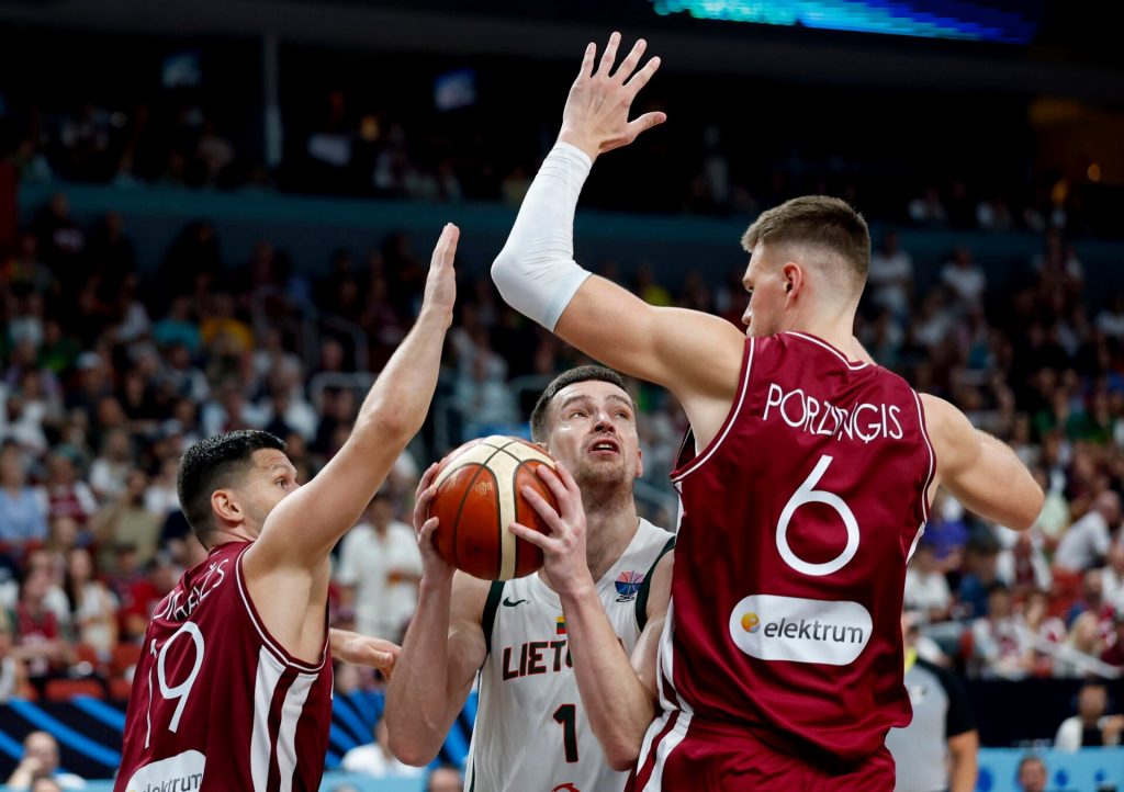 Eurobasket: Έδειξε δόντια η Λιθουανία, η αντίπαλος της Εθνικής, εάν περάσει το Ισραήλ
