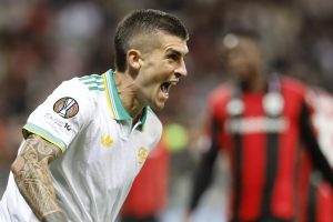 Γιουρόπα Λιγκ: Ασίστ ο Τσιμίκας με τη Ρόμα και οι εκπλήξεις σε Γαλλία και Σουηδία