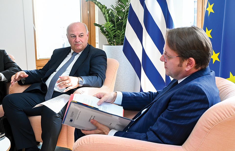 Στα εθνικά κονδύλια θα βάζουν χέρι;