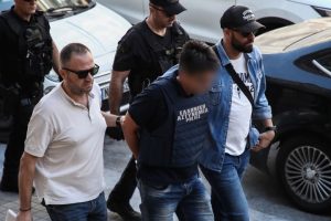 Δίωξη για ανθρωποκτονία εκ προθέσεως στον 50χρονο που σκότωσε την αδερφή του